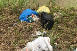 Pinggiran sungai Kota Palu dipenuhi oleh sampah Page 2 Small