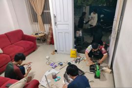 Serunya belajar crafting senjata bersama Komunitas Neo Alpa Page 3 Small