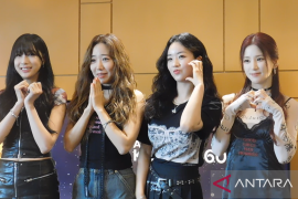 Apink ke Indonesia lagi, ungkap perasaan hingga curhat Eun-ji