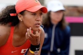 Petenis Osaka menangis pascadikalahkan Swiatek di French Open 2024