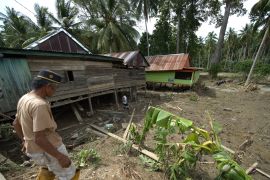 BPBD Kolaka belum menghitung kerugian akibat banjir bandang Page 3 Small