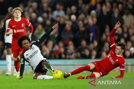 Conor Bradley teken kontrak baru bersama Liverpool