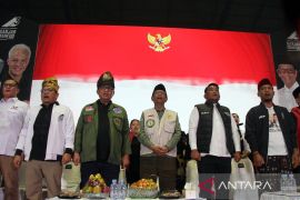 FOTO - Kampanye Mahfud MD di Pekanbaru Page 4 Small