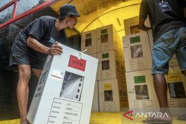 Distribusi terakhir logistik pemilu di Palu Page 2 Small