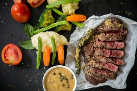 Daging merah dan minuman bersoda dapat bertahan di usus berhari-hari