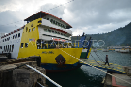 Penambahan pelayanan kapal penyeberangan ke Mentawai Page 1 Small