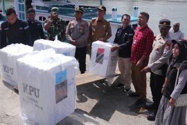 KIP Aceh Besar terima hasil penghitungan suara dari pulau terluar