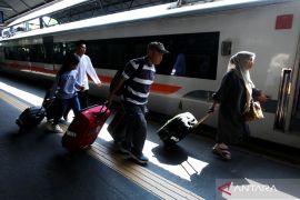 KAI Daop 8: 49.055 orang gunakan KA menjelang Nyepi hingga awal puasa