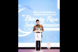Perkuat persaudaraan, Kemenag apresiasi buka puasa tokoh lintas agama