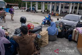 Pemberangkatan bus mudik antarprovinsi di Palu Page 2 Small