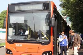 Transjakarta akan lakukan penyesuaian jam operasional saat Lebaran