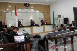 FOTO - Sidang pidana Pemilu Legislatif 2024 di Dumai Page 3 Small