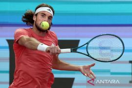 Tsitsipas dan Auger-Aliassime. melaju ke semifinal Dubai