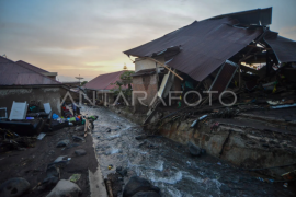 Pasca banjir bandang di Nagari Koto Tuo Page 1 Small