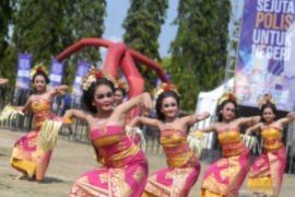 Penari penyambut World Water Forum siap di bandara 18 Mei malam