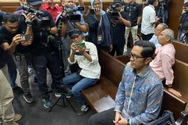 Dampingi eks Mentan SYL dkk, Kuasa Hukum Febri Diansyah menerima Rp800 juta dan Rp3,1 miliar