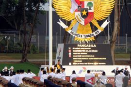 FOTO - Upacara Hari Lahir Pancasila di Dumai bersama Presiden Jokowi Page 1 Small