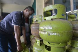 Pembelian gas elpiji 3 kg wajib gunakan KTP Page 2 Small