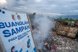 Timbulan sampah di Sigi Page 3 Small