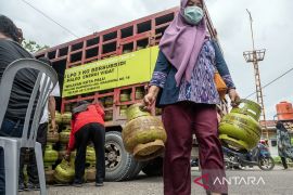 Penambahan stok elpiji subsidi di Sulteng Page 2 Small