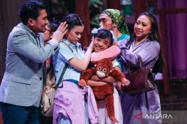 Simak kembali warta soal musikal Keluarga Cemara hingga album Coldplay