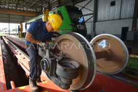 Pembatalan keberangkatan kereta api Minangkabau Ekspress Page 1 Small