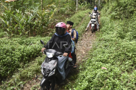 Sekolah kekurang siswa di Ciamis Page 1 Small