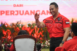 PDI Perjuangan umumkan bakal Cakada Page 1 Small