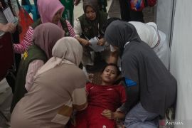 Kenali gejala-gejala sebelum pingsan dan langkah pertolongan pertama
