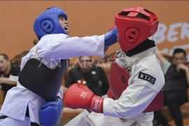 PON XXI Aceh-Sumut: NTB raih emas shorinji kempo randori putri Page 2 Small