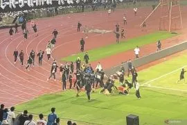 PT LIB mengecam keras kericuhan penonton di Bandung