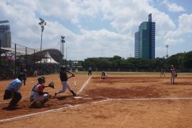 Hongkong vs Jepang di turnamen Softball Makassar Open 2024 Page 1 Small