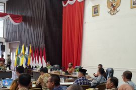 Pj Gubernur Lampung minta inflasi terjaga di rentang 2,03-2,05 persen