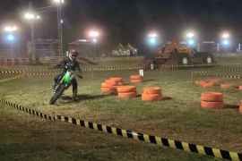 Puluhan crosser bersaing perebutkan juara Trial Game Dirt