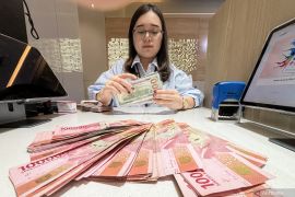 Rupiah menguat seiring perundingan AS-China tetap sesuai rencana