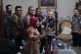 Try Sutrisno memperjuangkan amandemen UUD 45 ke-5 hingga akhir hayat