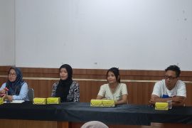 Enam kelompok tampil dalam pentas seni teater "Linimasa#7" di TBY