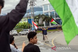 Aksi solidaritas untuk rakyat Palestina di Palu Page 5 Small