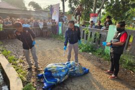 Polisi tangani kasus penemuan mayat terbungkus kasur di Cikupa