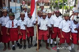 Waka Komisi X dorong pendidikan SD negeri dan swasta gratis