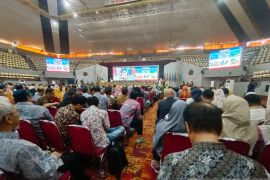 Pakar: Asetil selulosa tandan  sawit bisa menjadi bahan baku plastik