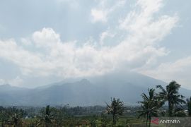 TNGC: Jalur pendakian Gunung Ciremai tetap buka saat libur Nataru