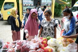 DKI siapkan 14 juta paket subsidi pangan murah