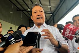 Trenggono tekankan budi daya perikanan di tengah 