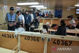 Menhub pastikan kelancaran transportasi angkutan laut akhir tahun