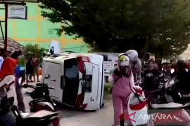 Tiga orang tewas akibat pengemudi mobil dalam pengaruh narkoba