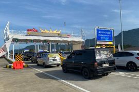 HK catat 122.198 mobil melintasi Trans-Sumatera saat pergantian tahun