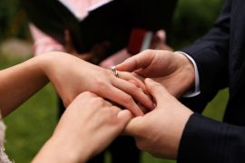 Pernikahan dini berisiko memicu gangguan kesehatan mental