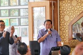 SBY dan puluhan artis Indonesia luncurkan video musik Save Our World