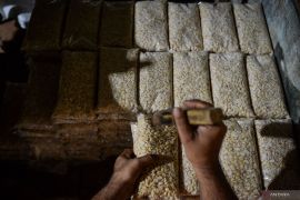 Mengenal sejarah tempe kedelai, makanan fermentasi khas nusantara